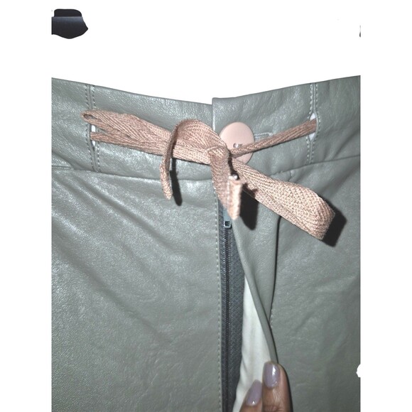 USHATAVA Pants Unisex Medium Gray Faux Leather Straight Leg Vegan Style - Picture 2 of 5